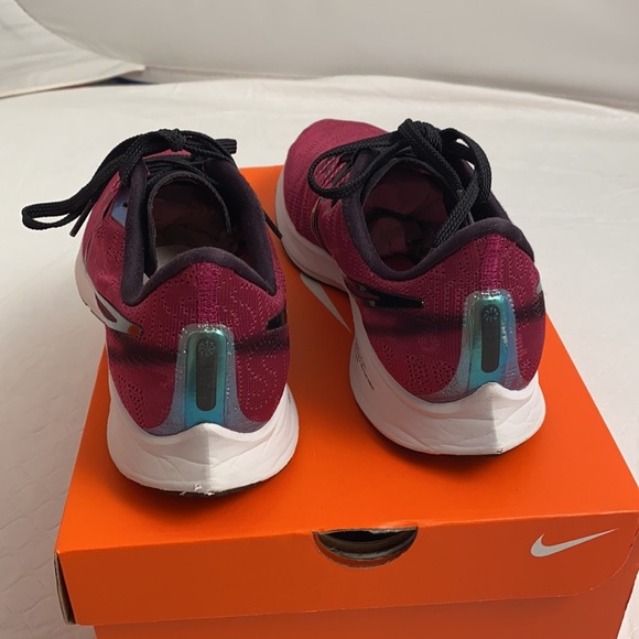 Nike Air Zoom Pegasus 36 Premium True Berry running sneakers 10 - Picture 3 of 10
